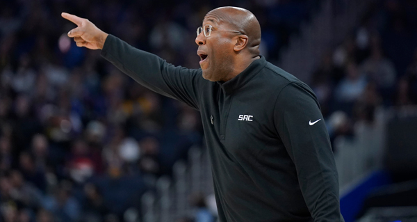Knicks Officially Hire Mike Brown As Head Coach